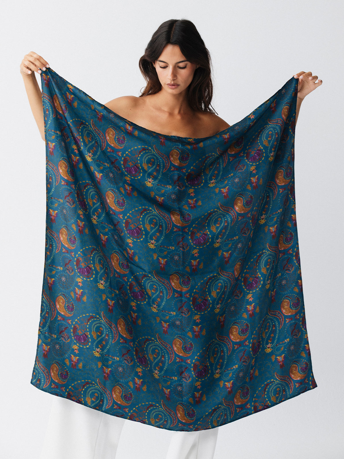 Como Handkerchief 
