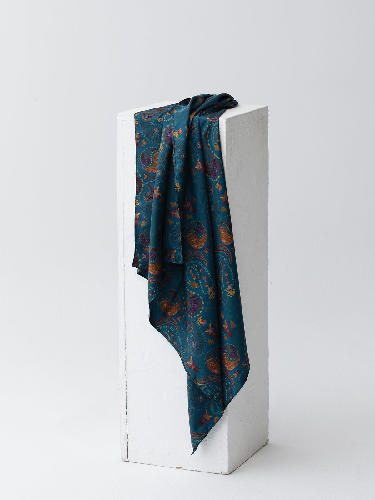 Como Handkerchief 