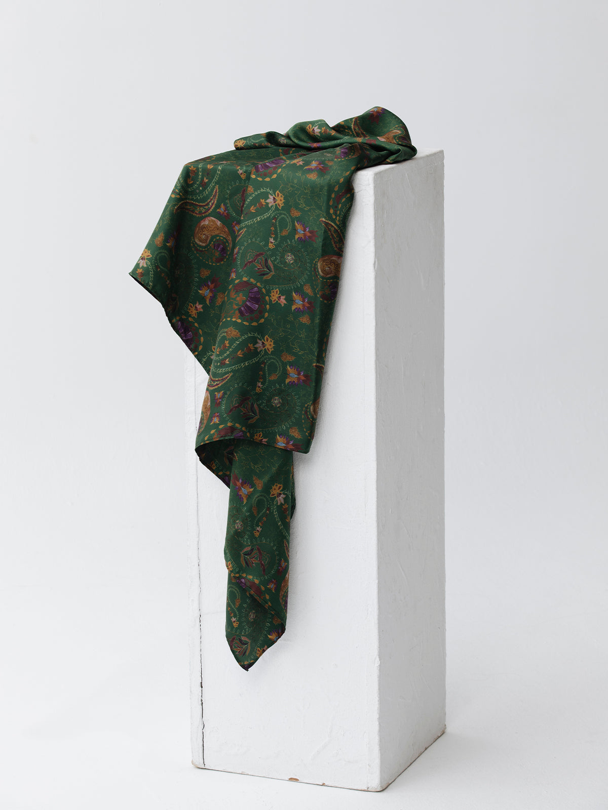 Como Handkerchief 